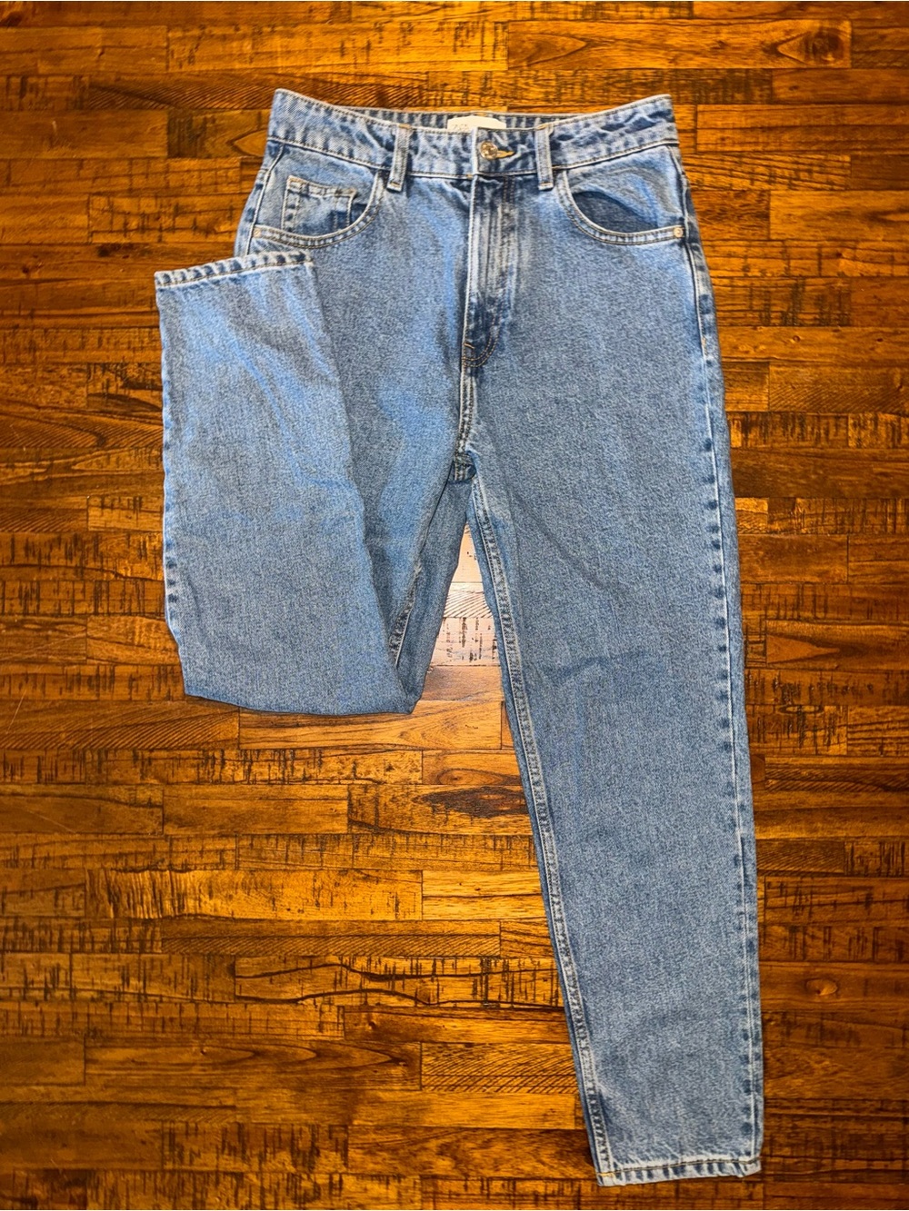 Zara Women’s Blue High-Rise Straight Jeans - Size 4